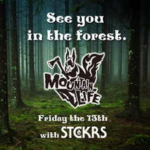 画像をギャラリービューアに読み込む, マウンテンライフ カッティングステッカー《MOUNTAIN LIFE SQUIRREL》(超防水・防滴 UVカット 屋外使用可 /C092)