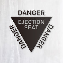 画像をギャラリービューアに読み込む, 射出座席マーク カッティングステッカー《EJECTION SEAT》(超防水・防滴 UVカット 屋外使用可 /C086)