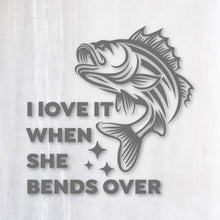 画像をギャラリービューアに読み込む, ブラックバス カッティングステッカー《Black Bass》(超防水・防滴 UVカット 屋外使用可 /C096)