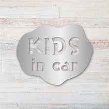 画像をギャラリービューアに読み込む, ゆるかわ カッティングステッカー《BABY IN CAR ベビー・イン・カー / KIDS IN CAR キッズ・イン・カー》(超防水・防滴 UVカット 屋外使用可 /C110)